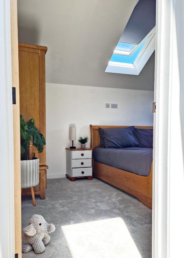 Town Location - 5 Min Walk To Beach - Dog Friendly Newquay  Exterior photo